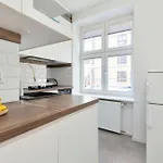 Appartement Functional & Cozy In The Center By Renters Gdańsk