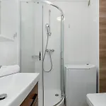 Functional & Cozy In The Center By Renters *